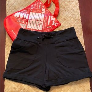 Lululemon 2.5” Black Shorts